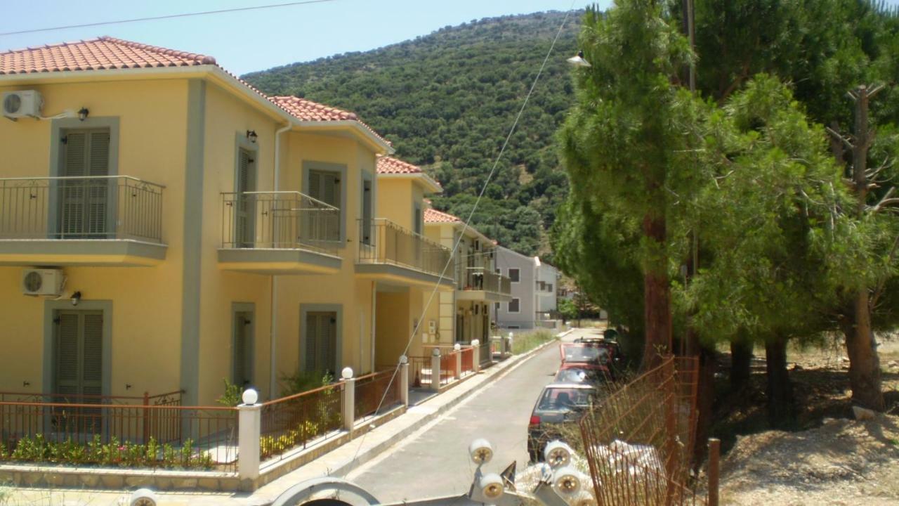 Evangelia Agia Efimia Exteriör bild